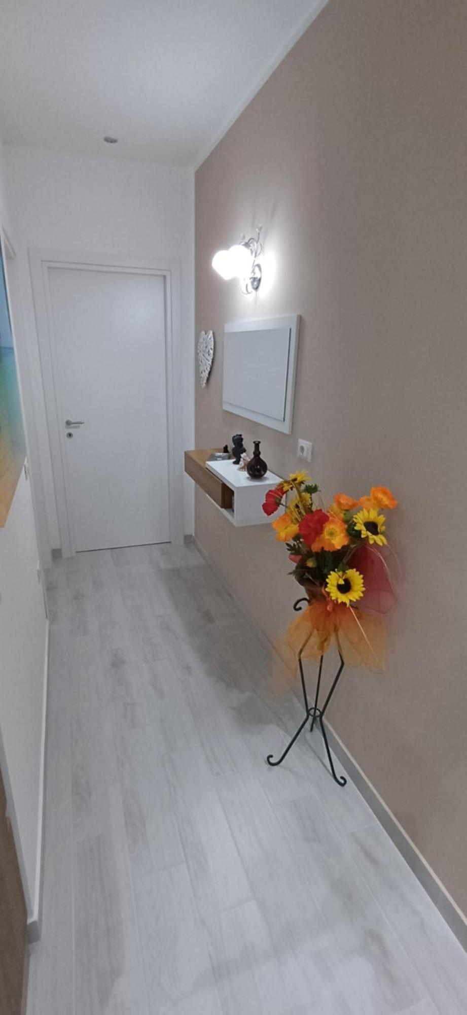 Casa Vacanze Angela Apartment Партинико Екстериор снимка